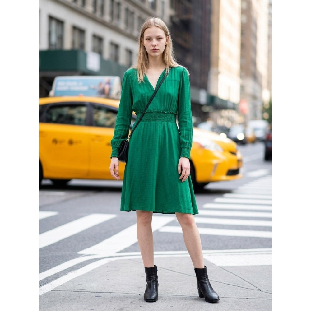 Sandro Paris Green Solid Polkadot V-Neck & Flare Short Dress EU 36 Smocked Zip